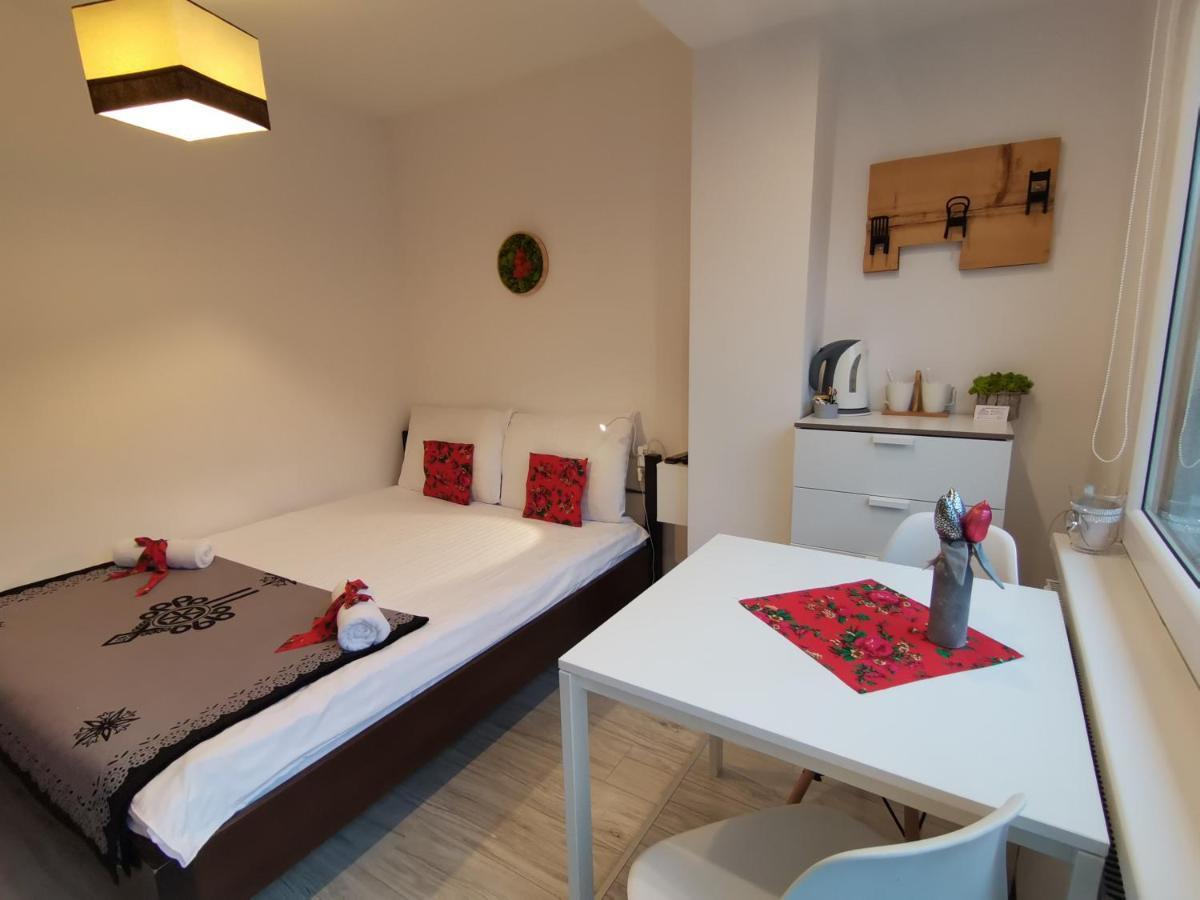 Beskidzka Guest House Щирк Экстерьер фото