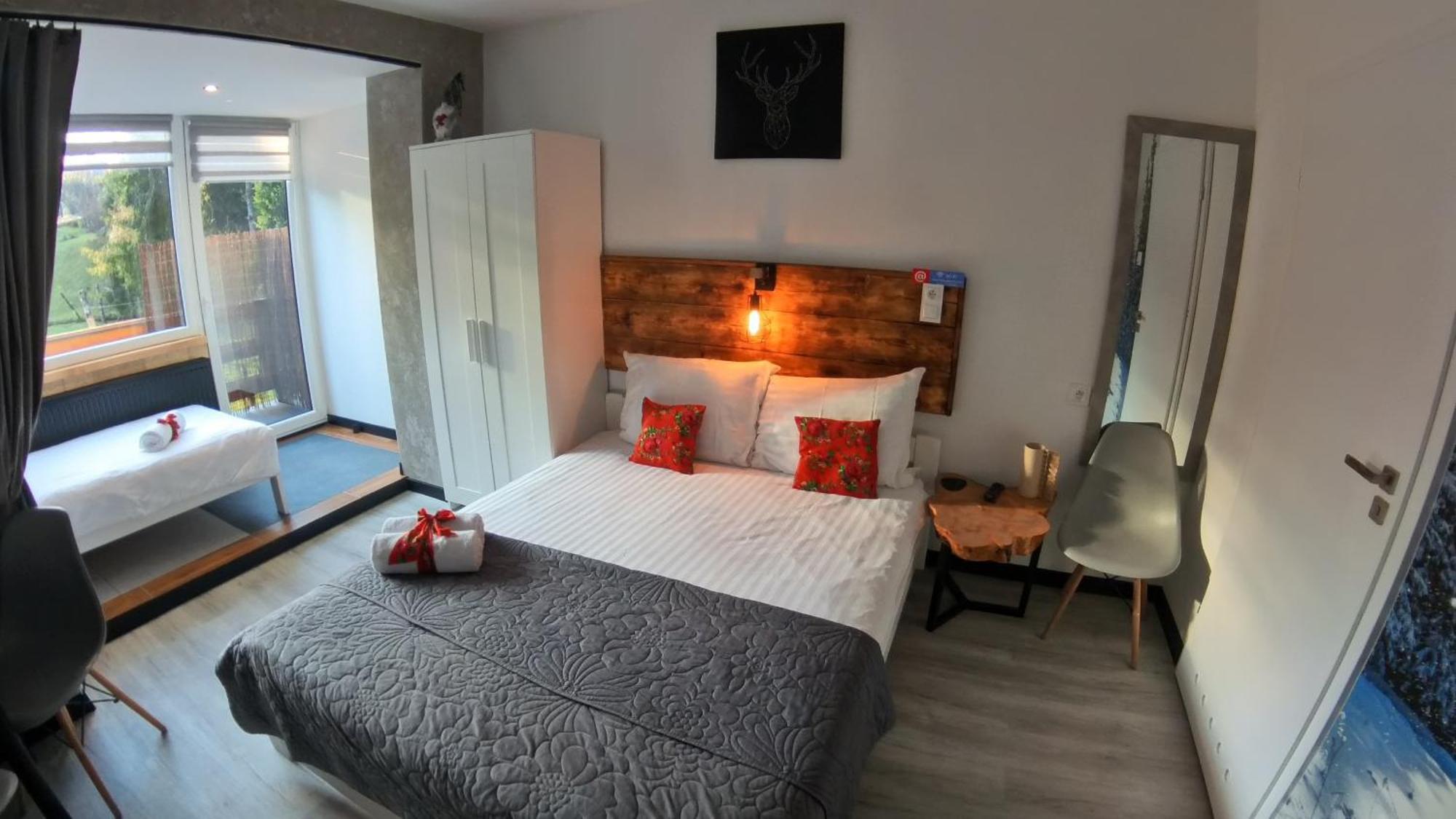 Beskidzka Guest House Щирк Экстерьер фото