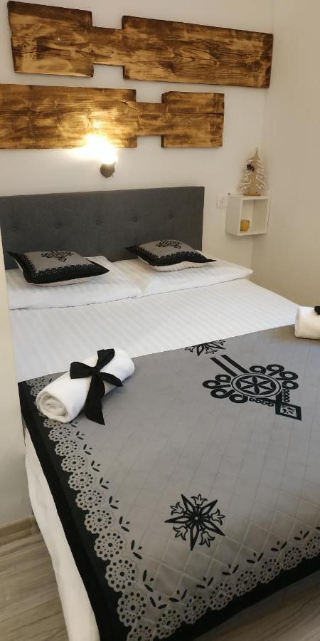 Beskidzka Guest House Щирк Экстерьер фото